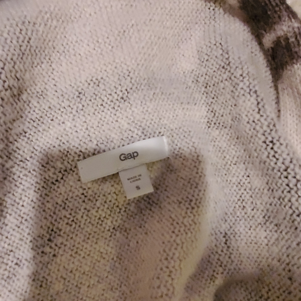 GAP Cardigan - Picture 3 of 3